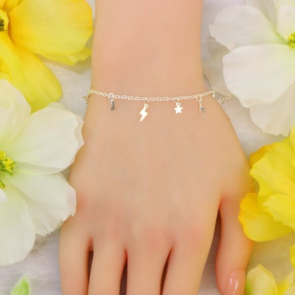 "Minimalist Bracelet, Sleek & Modern Design, Women’s Fashion, YC110242-B - Picture 2 of 10